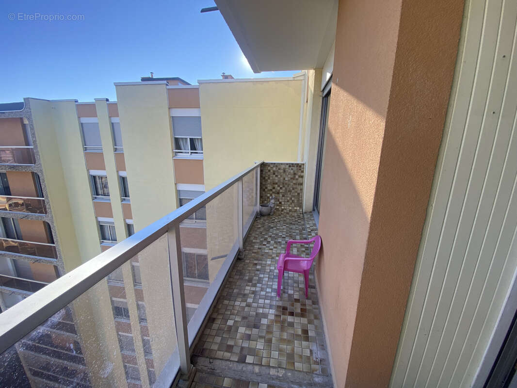 Appartement à SAINT-ETIENNE