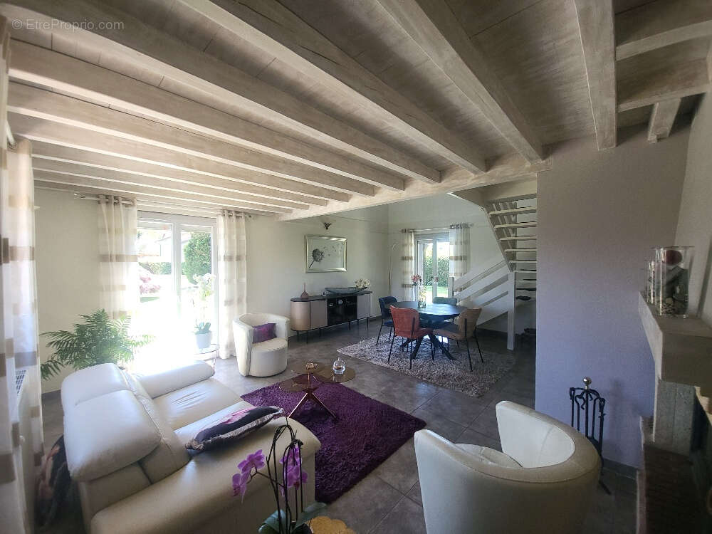 Maison à SAINT-DIDIER-SUR-CHALARONNE