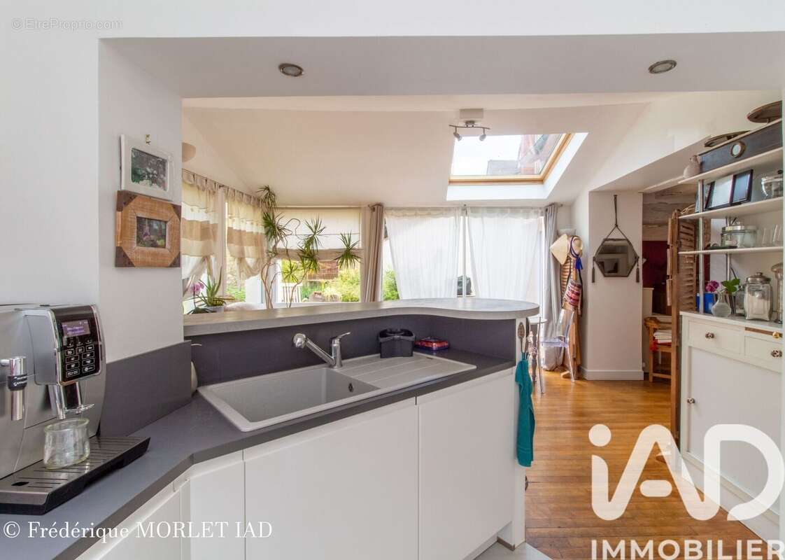 Photo 8 - Maison à SAINT-JEAN-DE-BRAYE