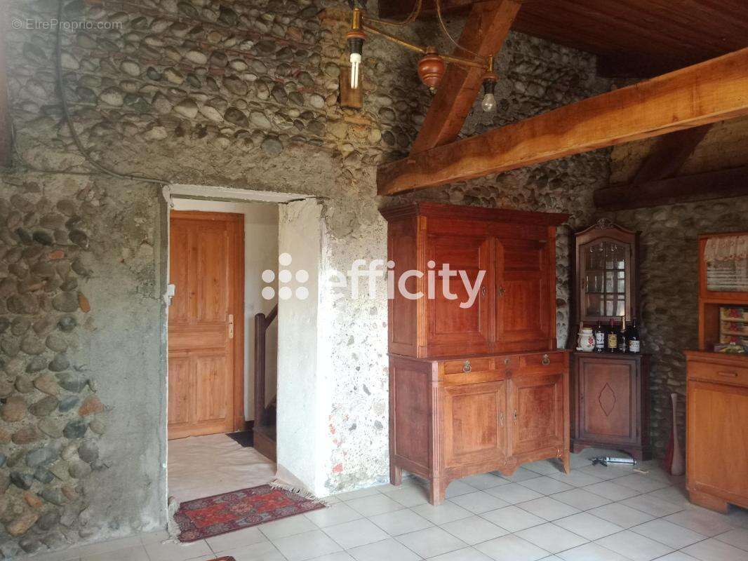 Maison 122 m² à Aurensan  - photo 7