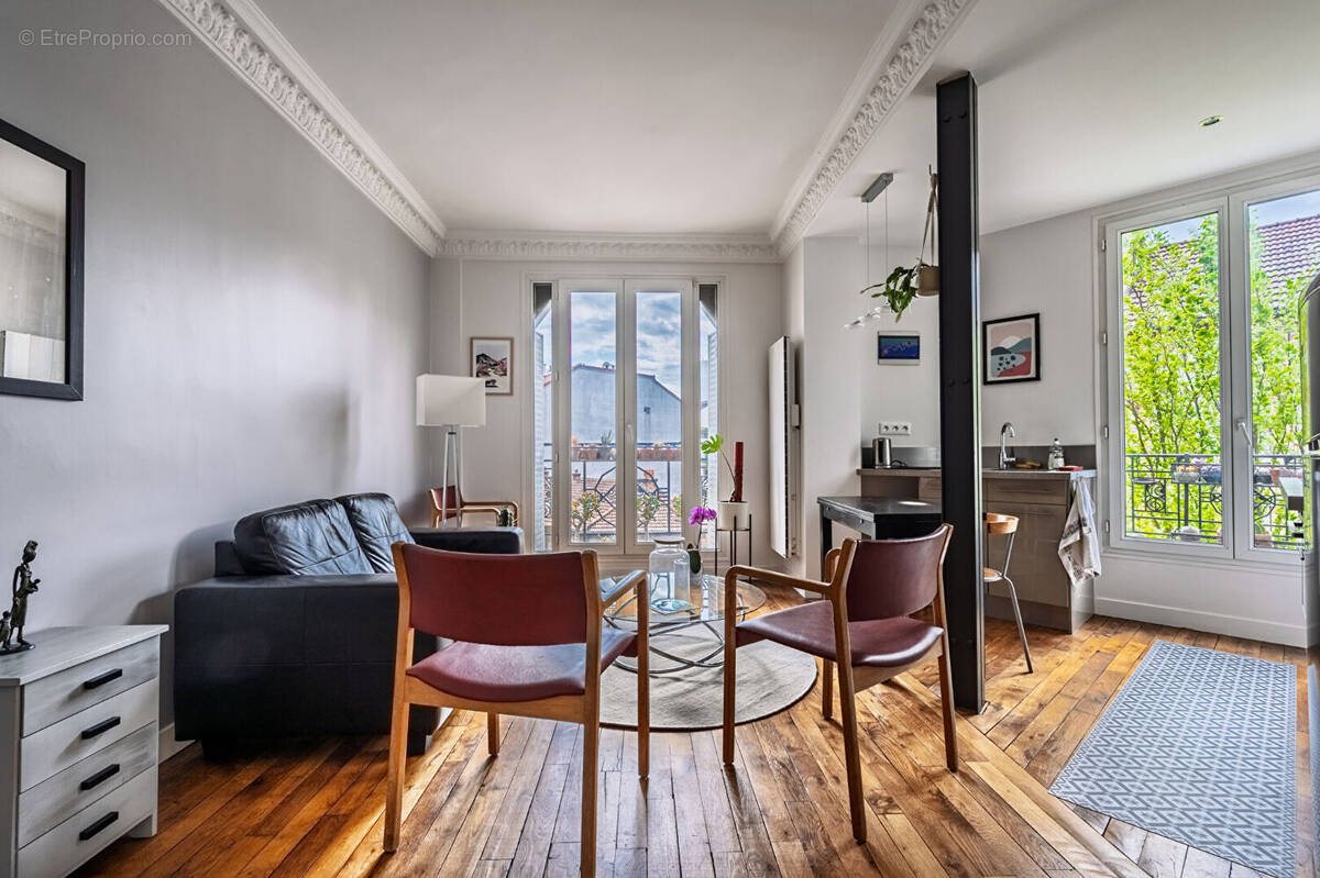 Appartement à MONTROUGE