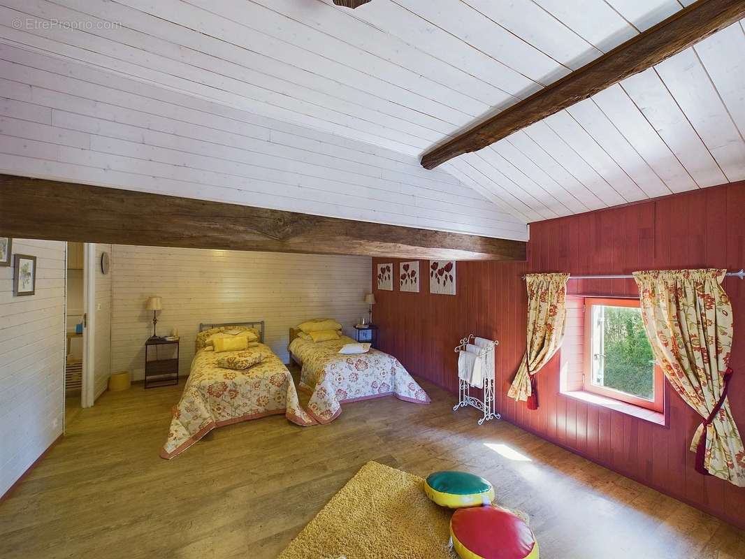 Maison à TOMBEBOEUF