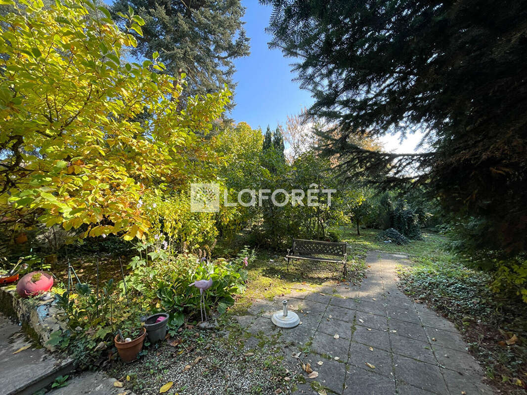 Maison à LONS-LE-SAUNIER