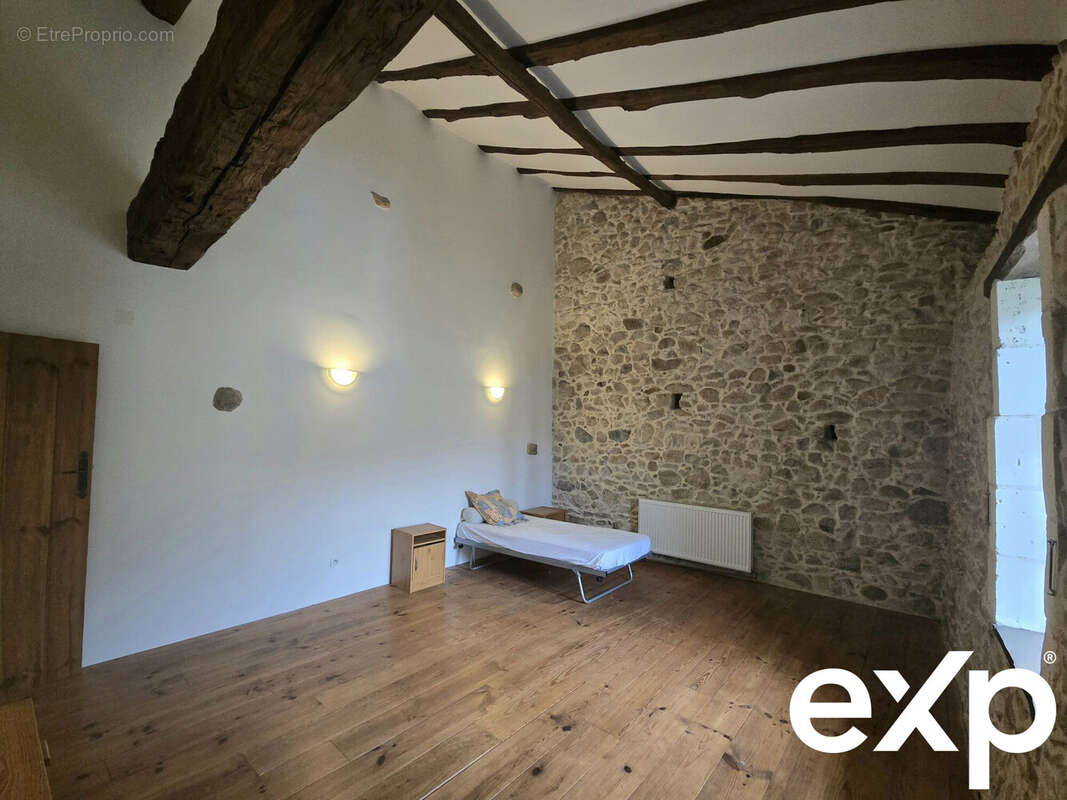 Maison à MAISONNAIS-SUR-TARDOIRE