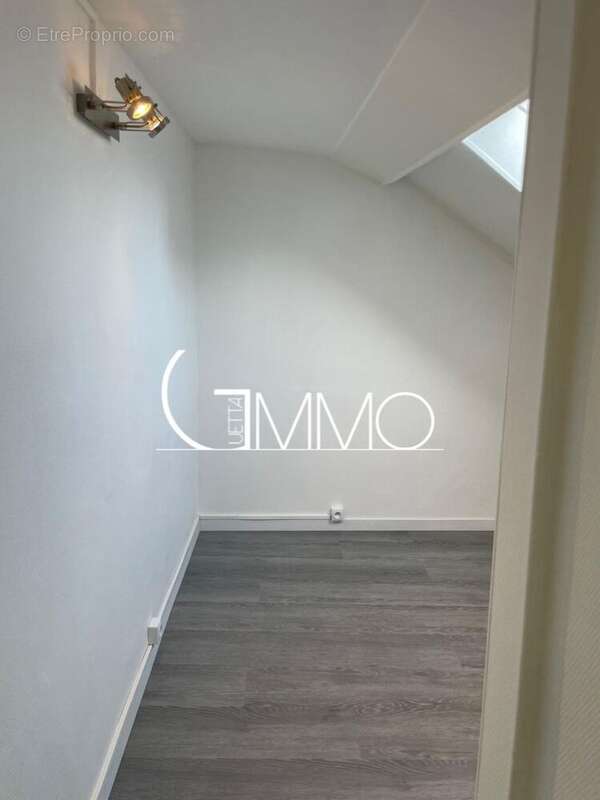 Appartement à PARIS-9E