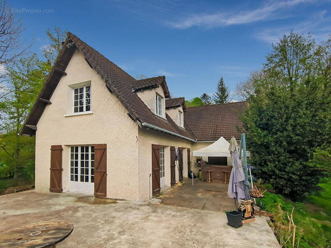 Maison à SERAINCOURT