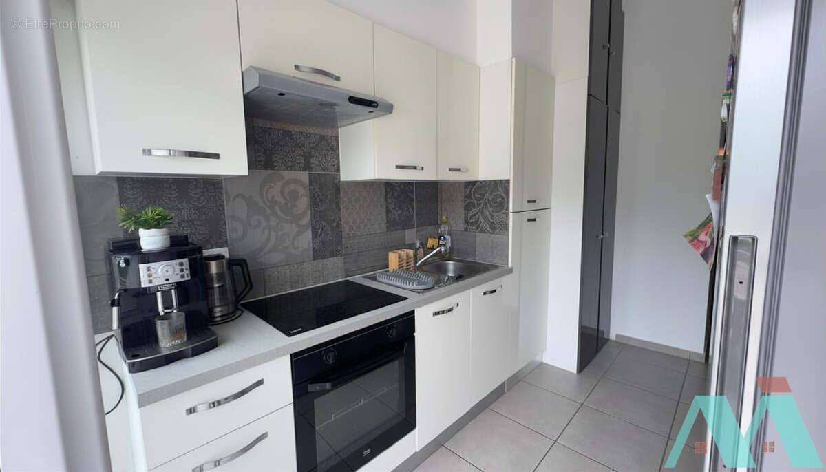 Appartement à SIGNES