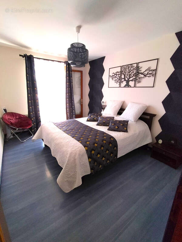 Maison à VERGOIGNAN