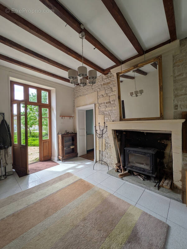 Maison à AUTHON-EBEON