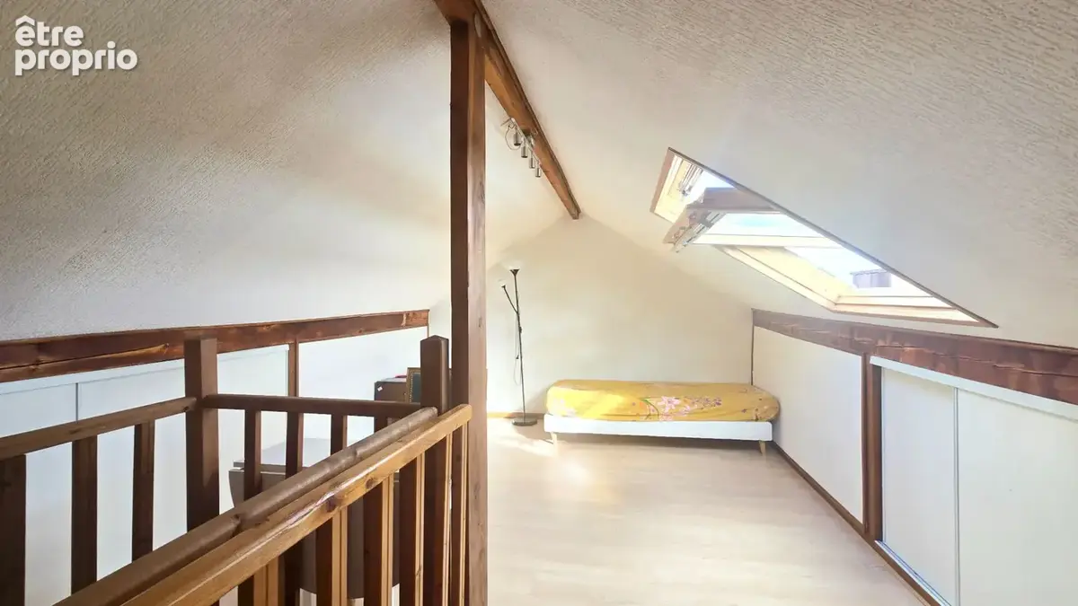 Appartement f2 36,83 m² à juvisy-sur-orge, dernier étage et espace en duplex - photo 3