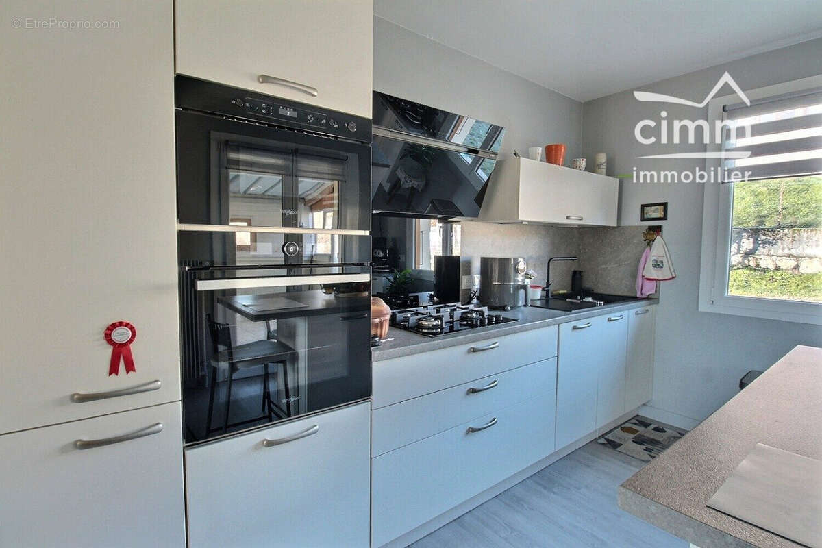 Maison 164 m² à Biol  - photo 9