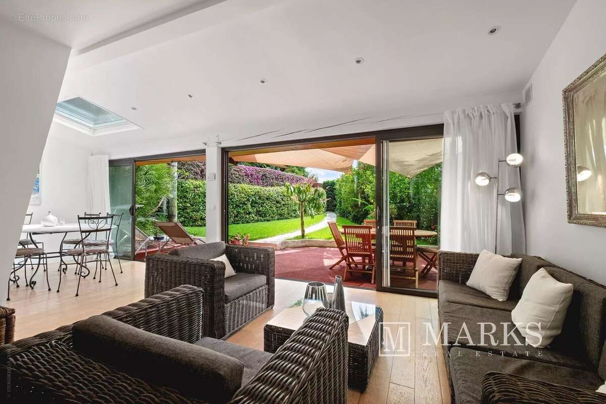 Magnifique propriété dans un jardin exotique - photo 26