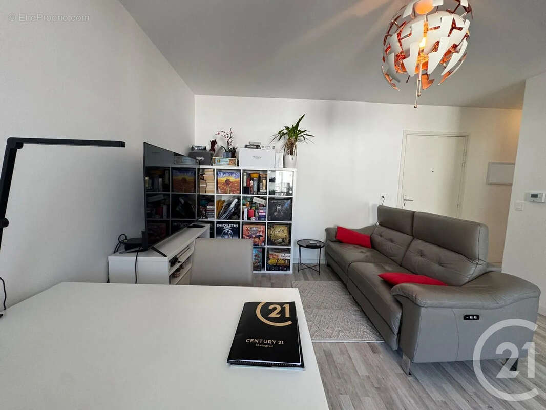 Appartement à DUGNY
