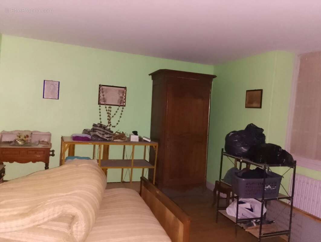 Maison à BAIGNES-SAINTE-RADEGONDE