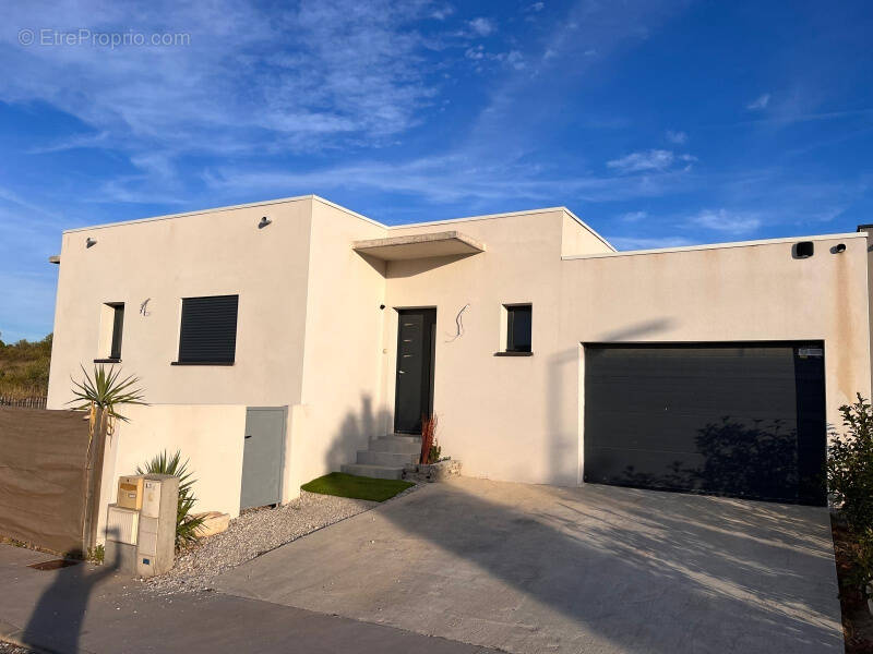 Maison à PEYRESTORTES