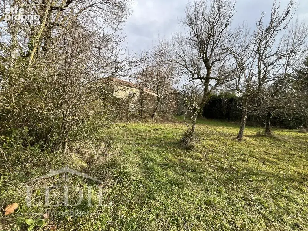 Maison de village av dépendances, piscine, terrain - photo 6