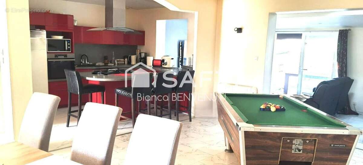 Maison 141 m² à Euville  - photo 5