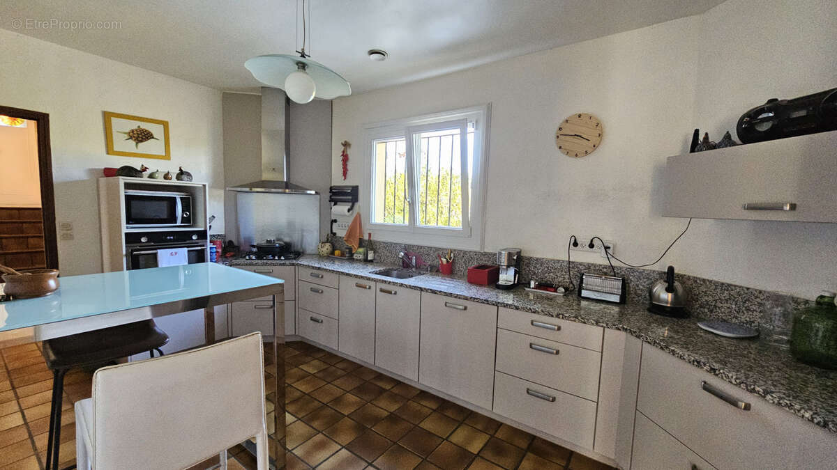 Maison à SAINT-GILLES