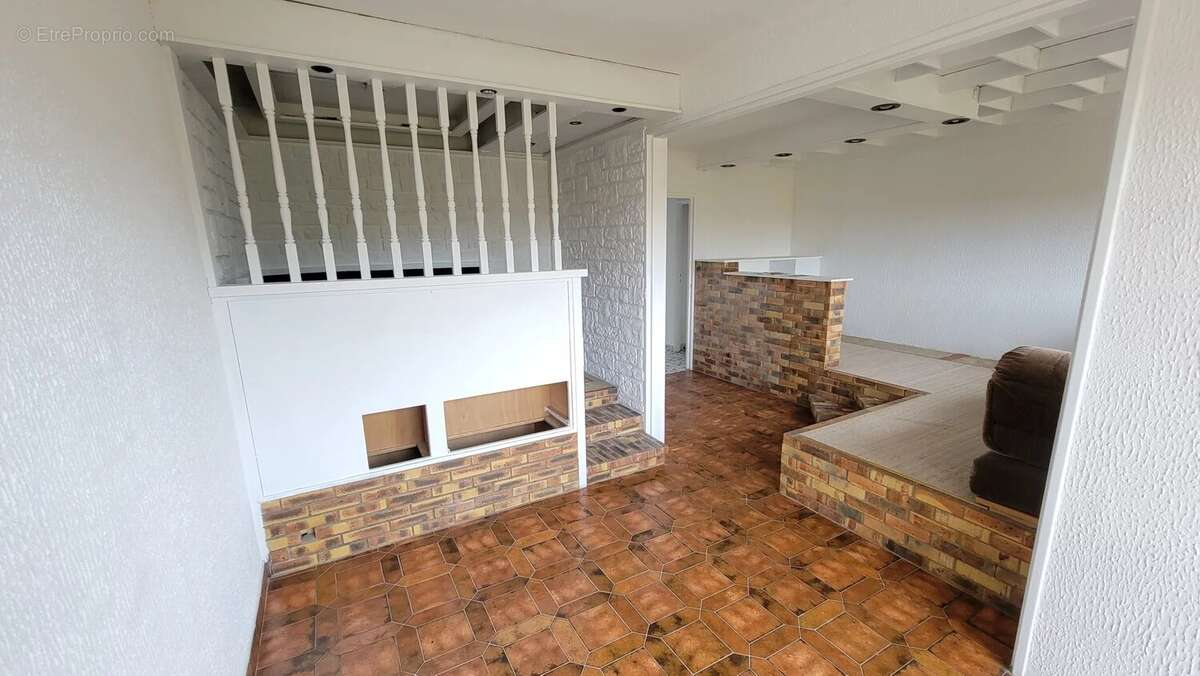 Appartement à SAINT-MICHEL-SUR-ORGE