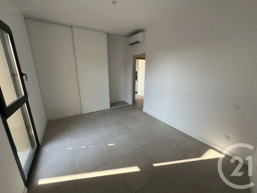 Appartement 87 m² à San-Martino-Di-Lota  - photo 16