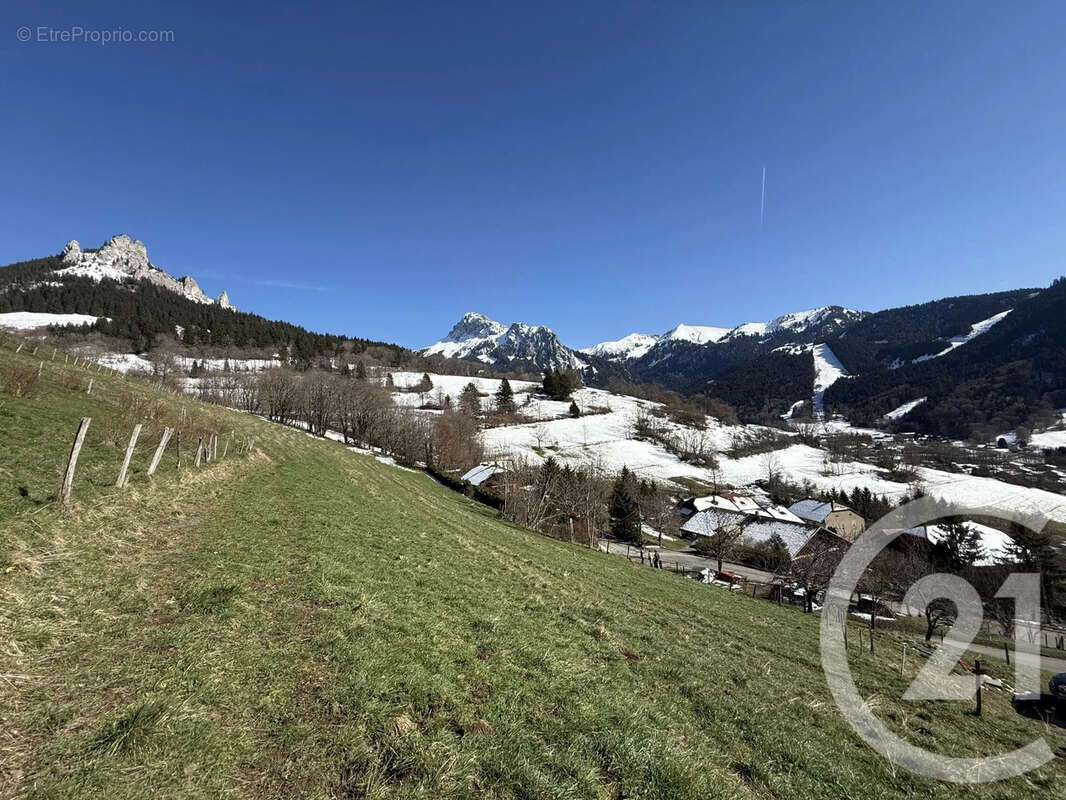 Terrain à BERNEX