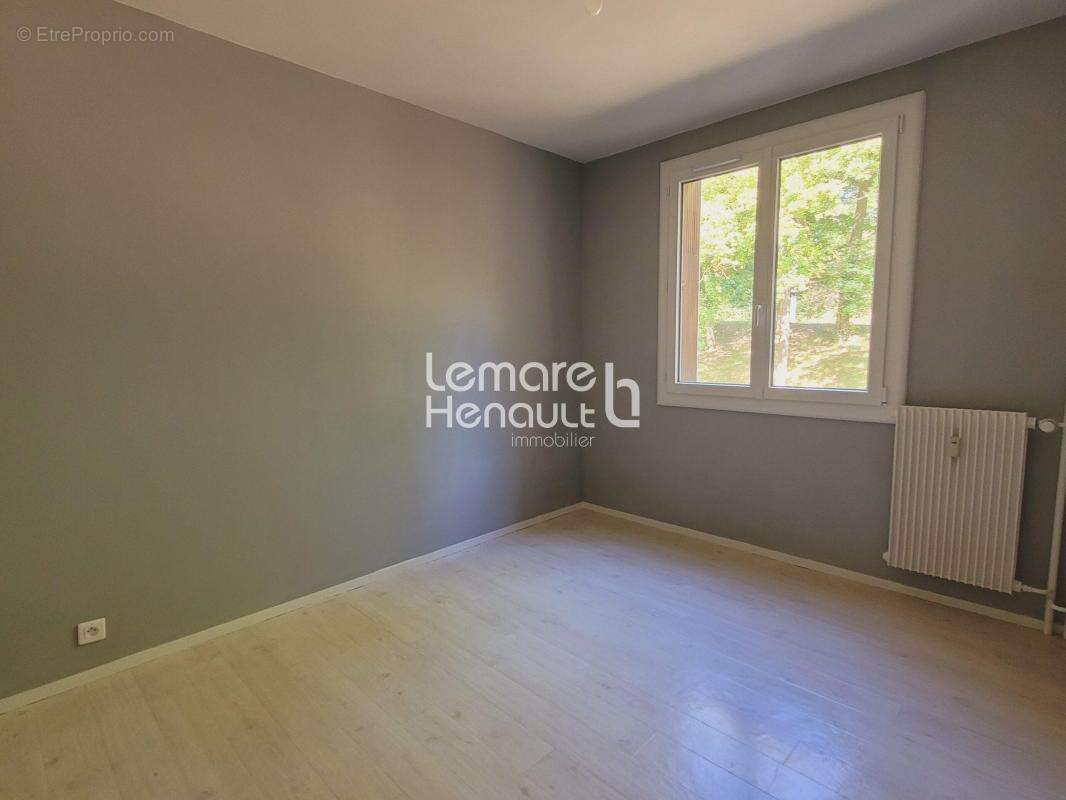 Vernouillet en Rés. F3 62 m² avec balcon, garage et cave - photo 3