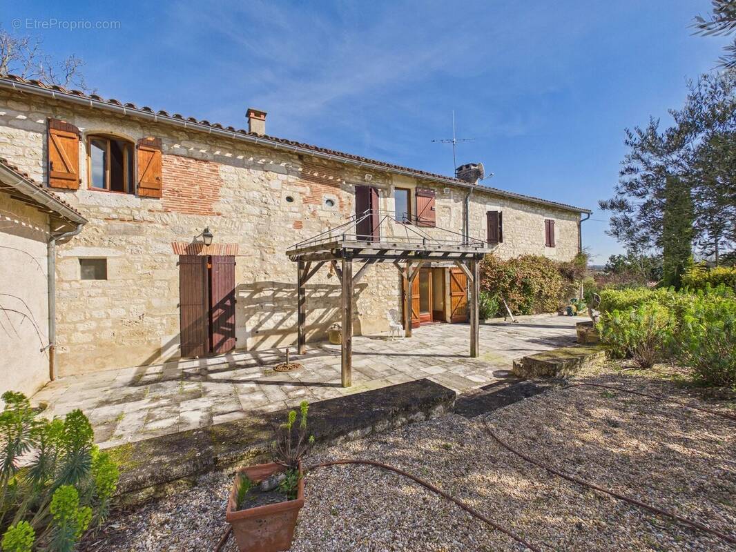 Maison à CORDES-SUR-CIEL