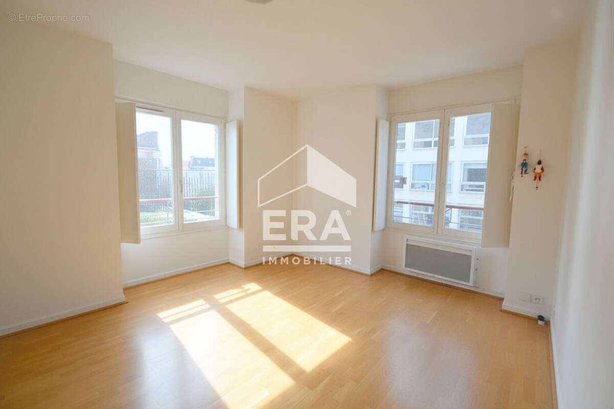 Appartement à ISSY-LES-MOULINEAUX