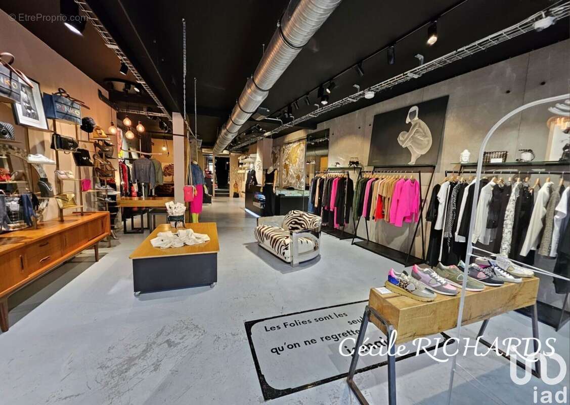 Photo 2 - Commerce à SANARY-SUR-MER