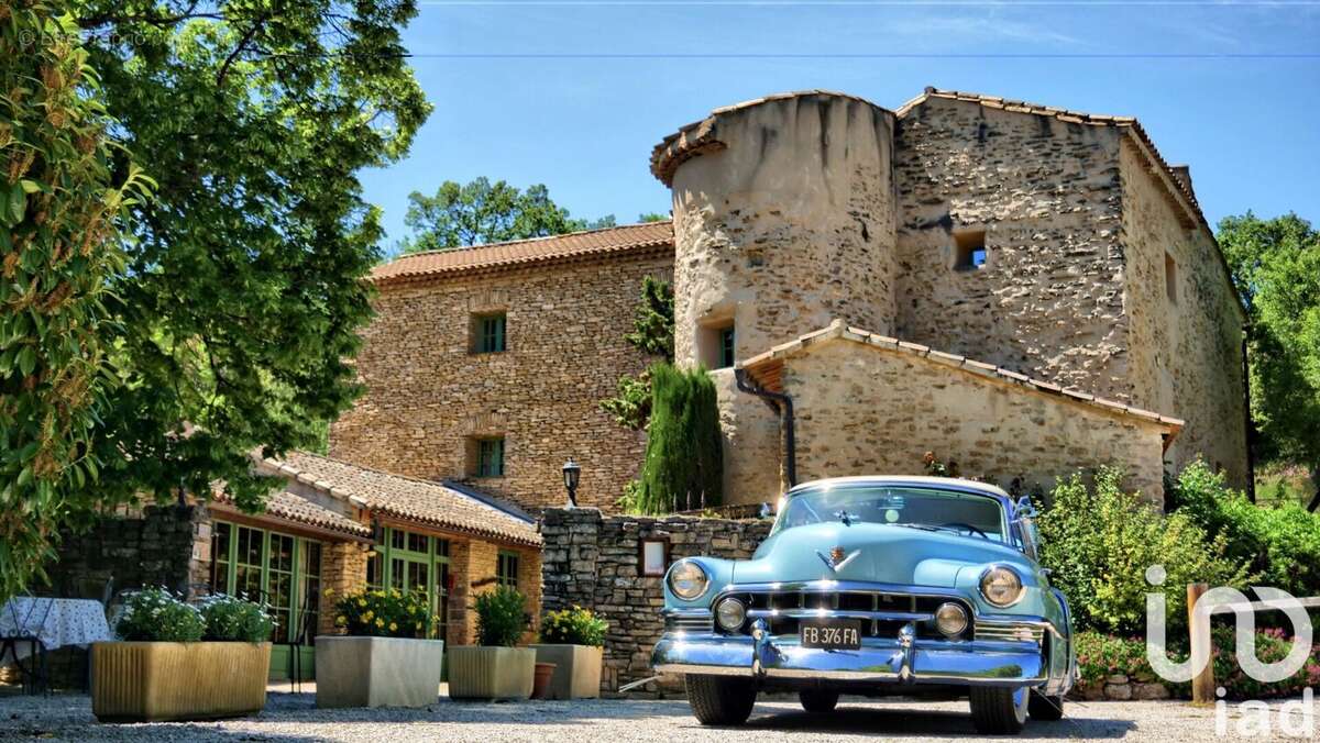 Photo 2 - Maison à LA ROQUE-SUR-PERNES