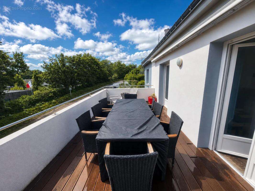 4 chambres, DPE C, garage, terrasse sud + RDC à rénover - photo 3