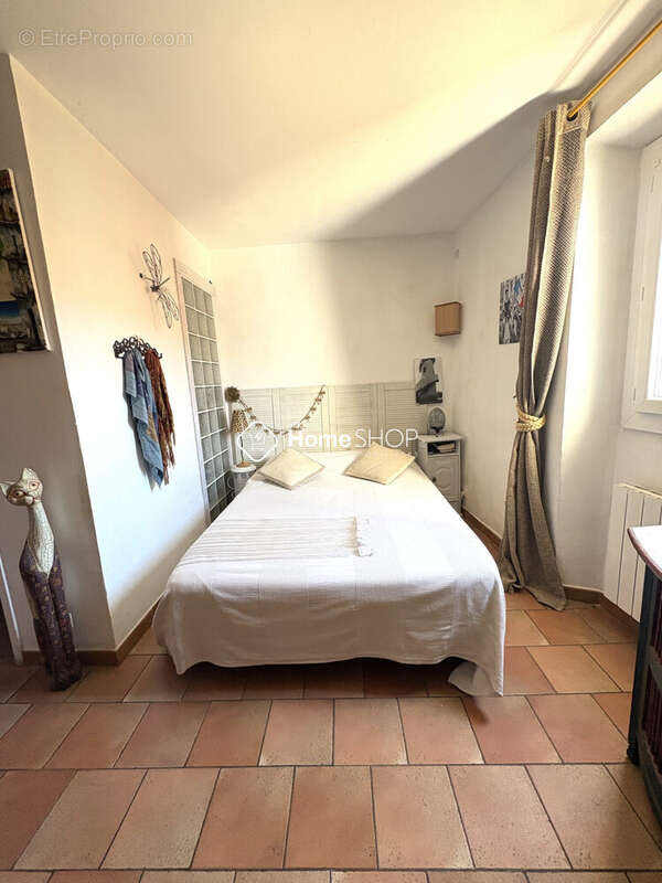 Appartement à LA BOUILLADISSE