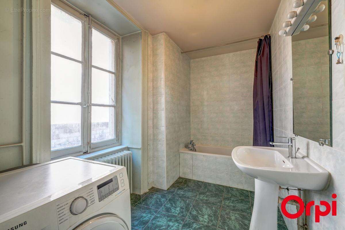 Appartement à CALUIRE-ET-CUIRE