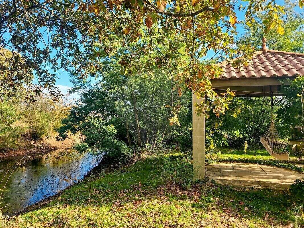 Maison à LE LOROUX-BOTTEREAU