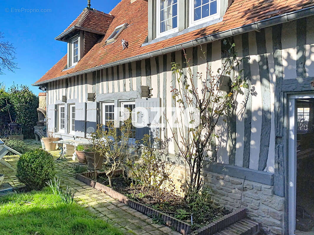Maison à CAMBREMER