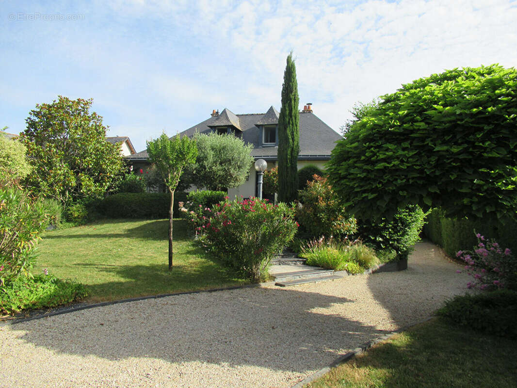 Maison à BEAUCOUZE