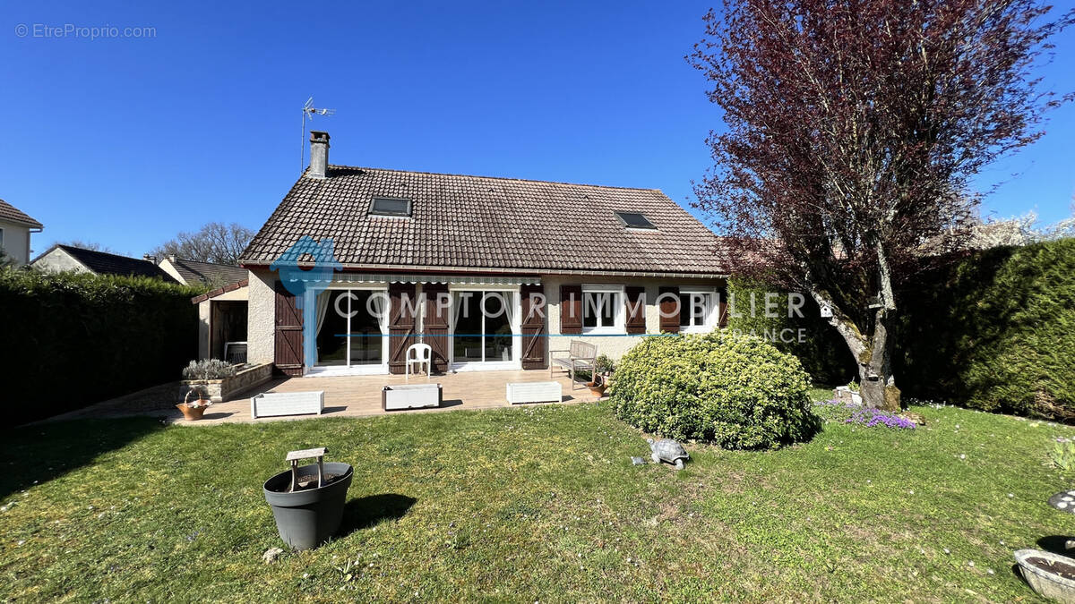 Maison à LA FERTE-ALAIS