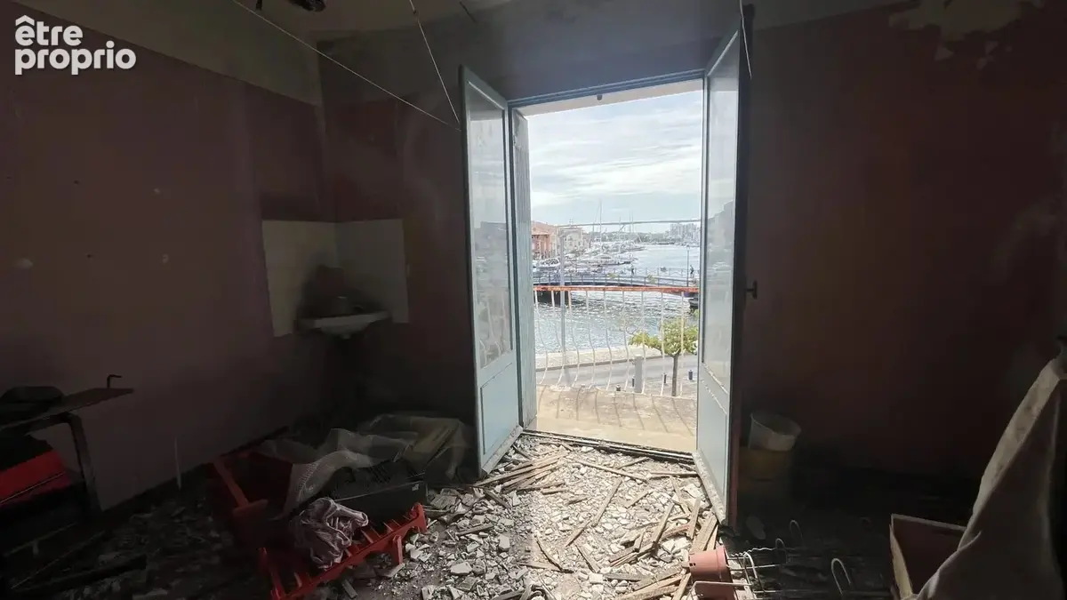Professionnels de la rénovation : « Ferrières — Maison de ville, réhabilitation lourde, emplacement central » - photo 4