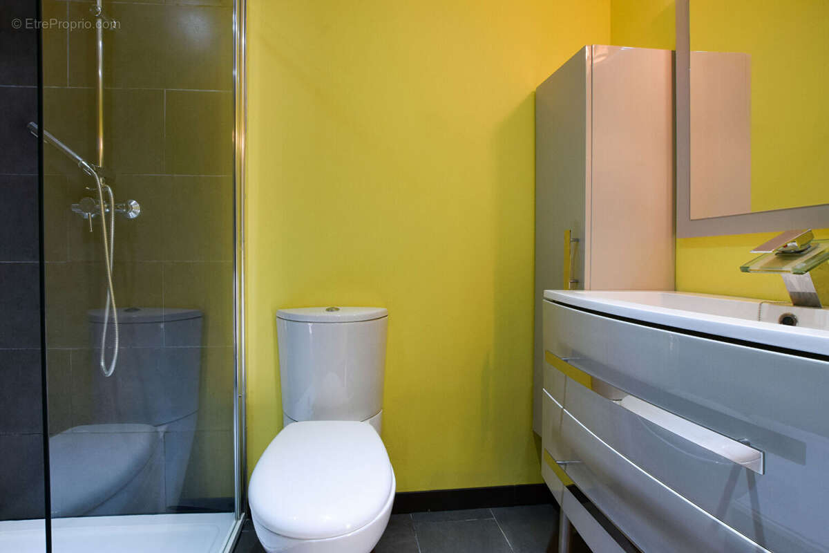 Maison à SAINT-GENIS-DE-SAINTONGE