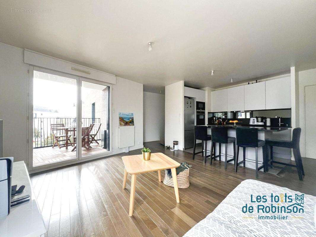 Appartement à LE PLESSIS-ROBINSON