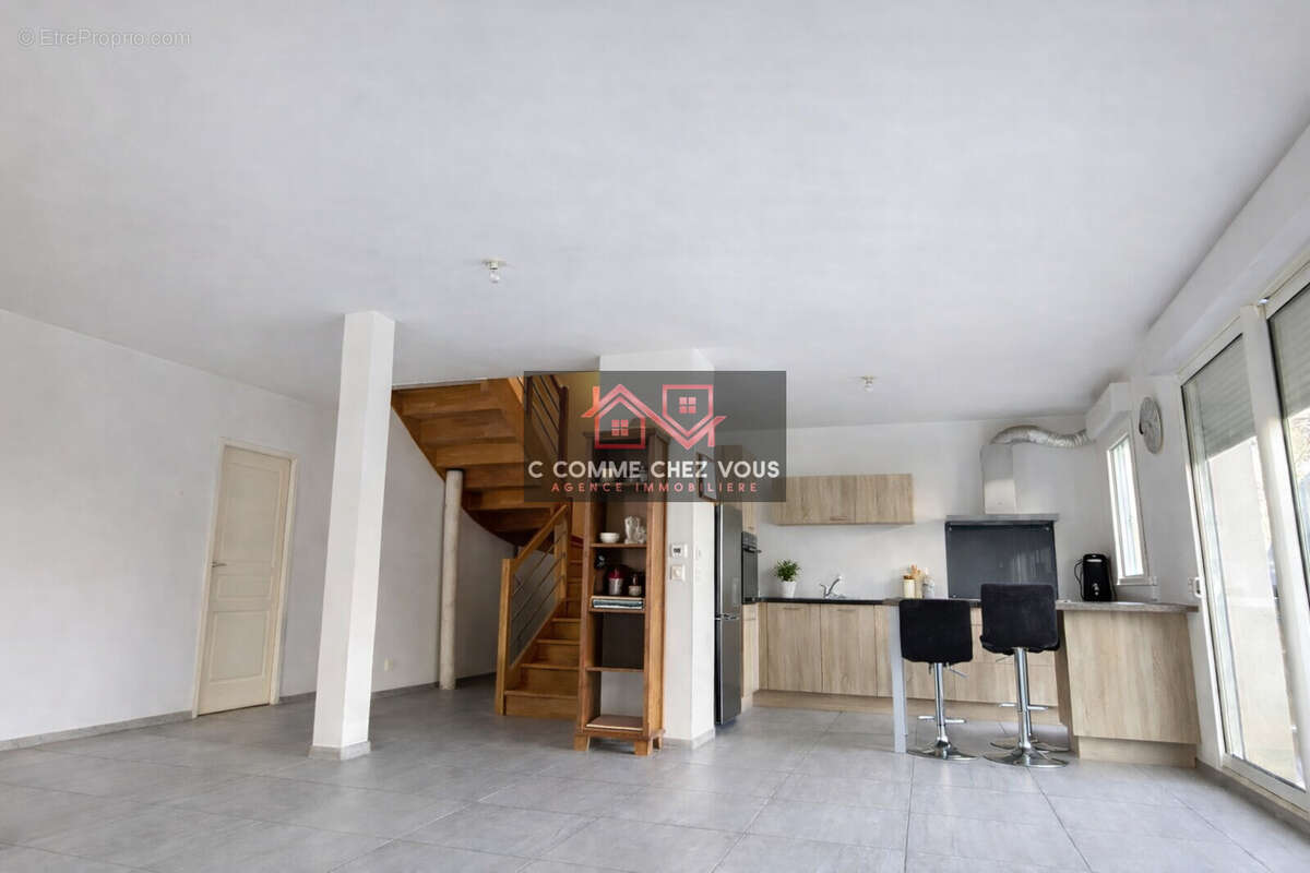 Maison spacieuse à vendre à Ozoir-la-Ferrière - photo 2