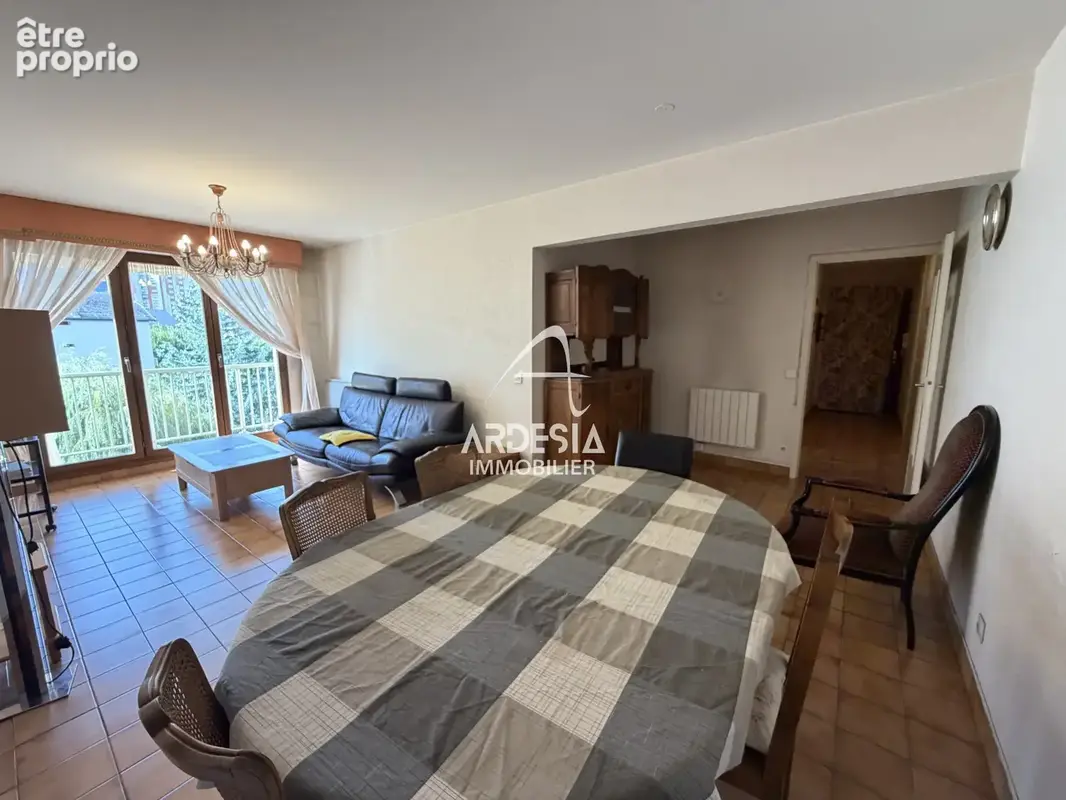 Appartement à SAINT-JEAN-DE-MAURIENNE