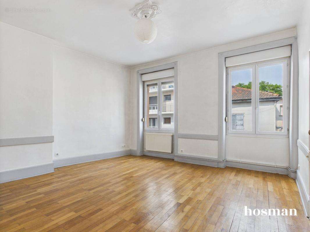 Appartement à LYON-8E