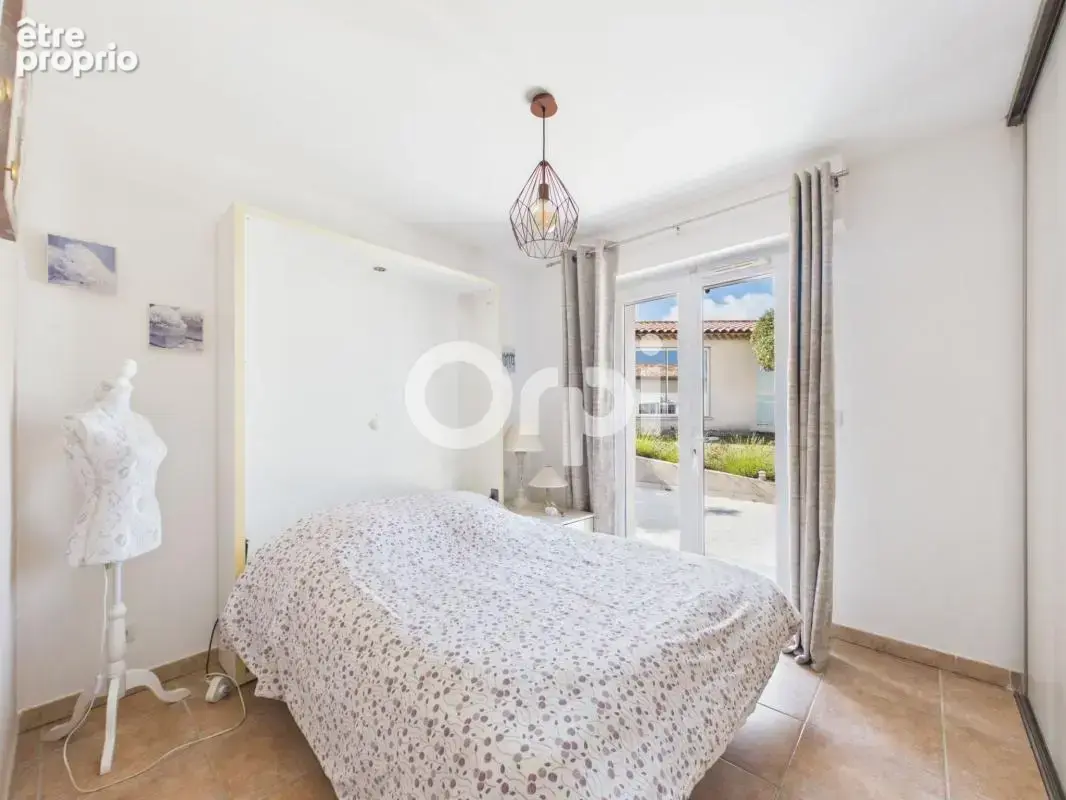 Villa de plain-pied - proche mandelieu - 3 chambres + 1 studio - piscine - photo 9