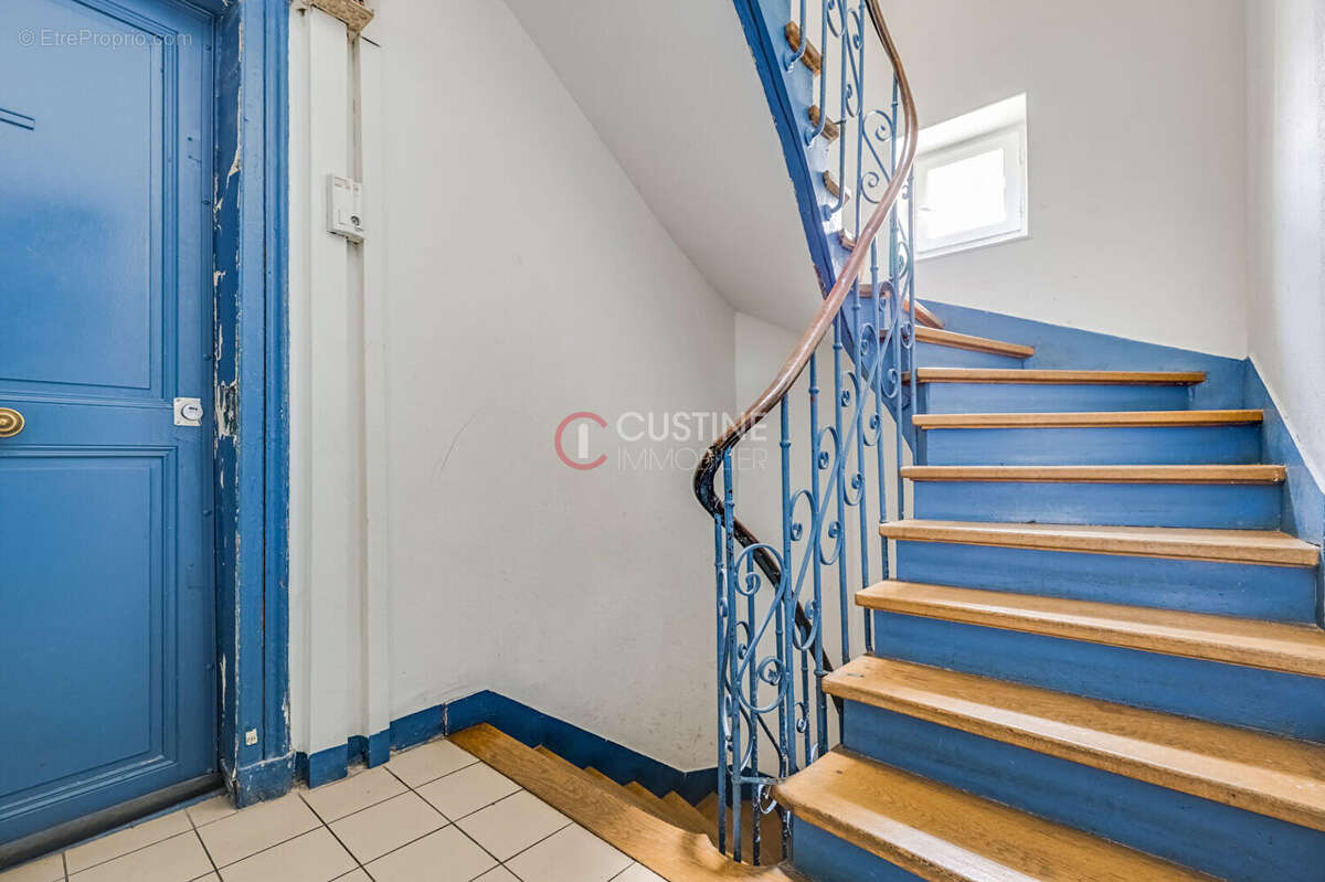 Appartement à PARIS-18E