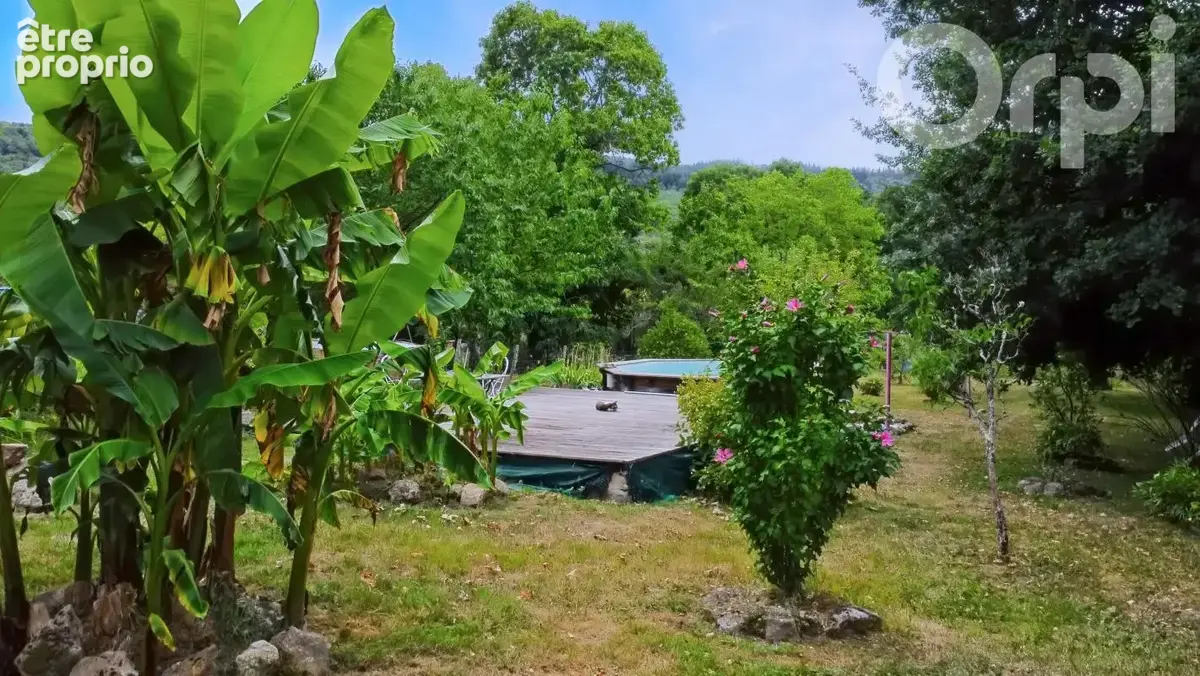 Charmante maison en pierres - Centre Saint Sulpice Laurière - photo 3