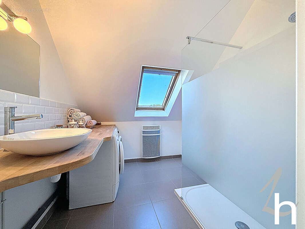 Maison à OUISTREHAM