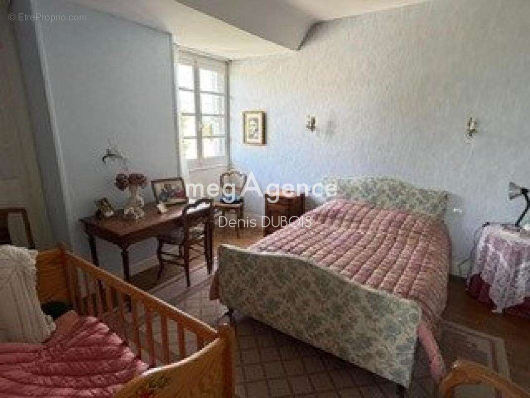 Maison en pierre 5 Chambres et dépendance garage - photo 10