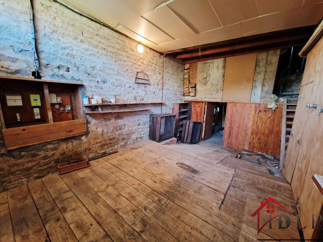 Maison à COIFFY-LE-HAUT