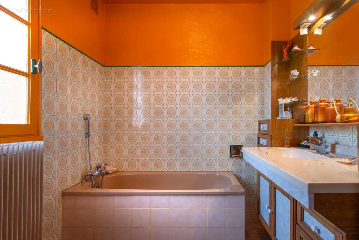 Maison à MONTEREAU-FAULT-YONNE